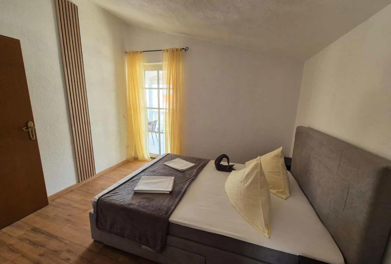 Vila Mateja Trogir 0*,