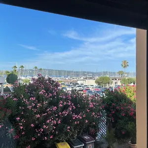  Appartement Spacious Marina & View France